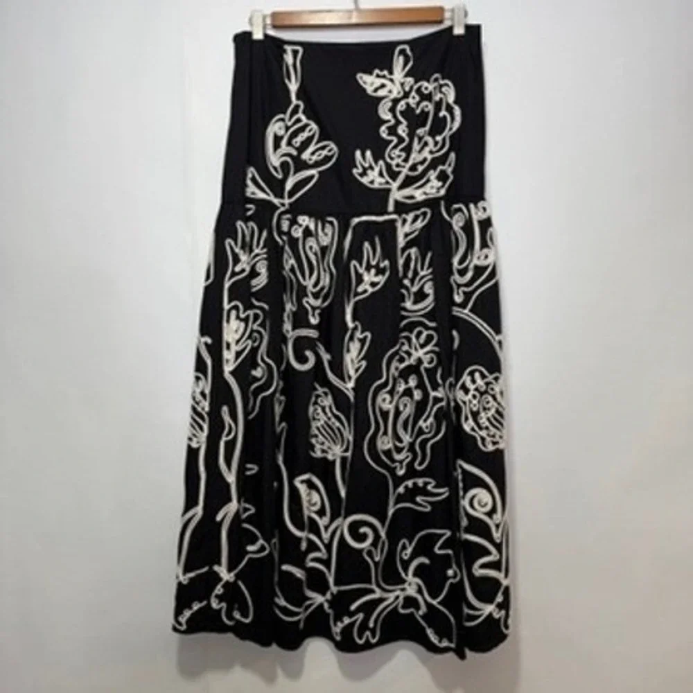 NWT H&M Embroidered Maxi Skirt Black‎ 8